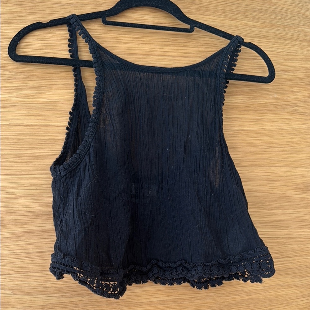 Aritzia Black Crop Tank Top Relaxed Fit
